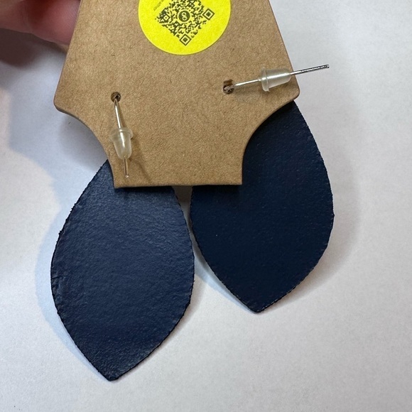 Purple cork earrings handmade - Picture 3 of 7